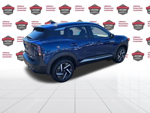 New 2026 Nissan Kicks SV image 8