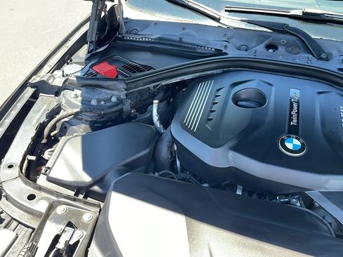 Used 2018 BMW 330i xDrive Sedan AWD/4WD image 28