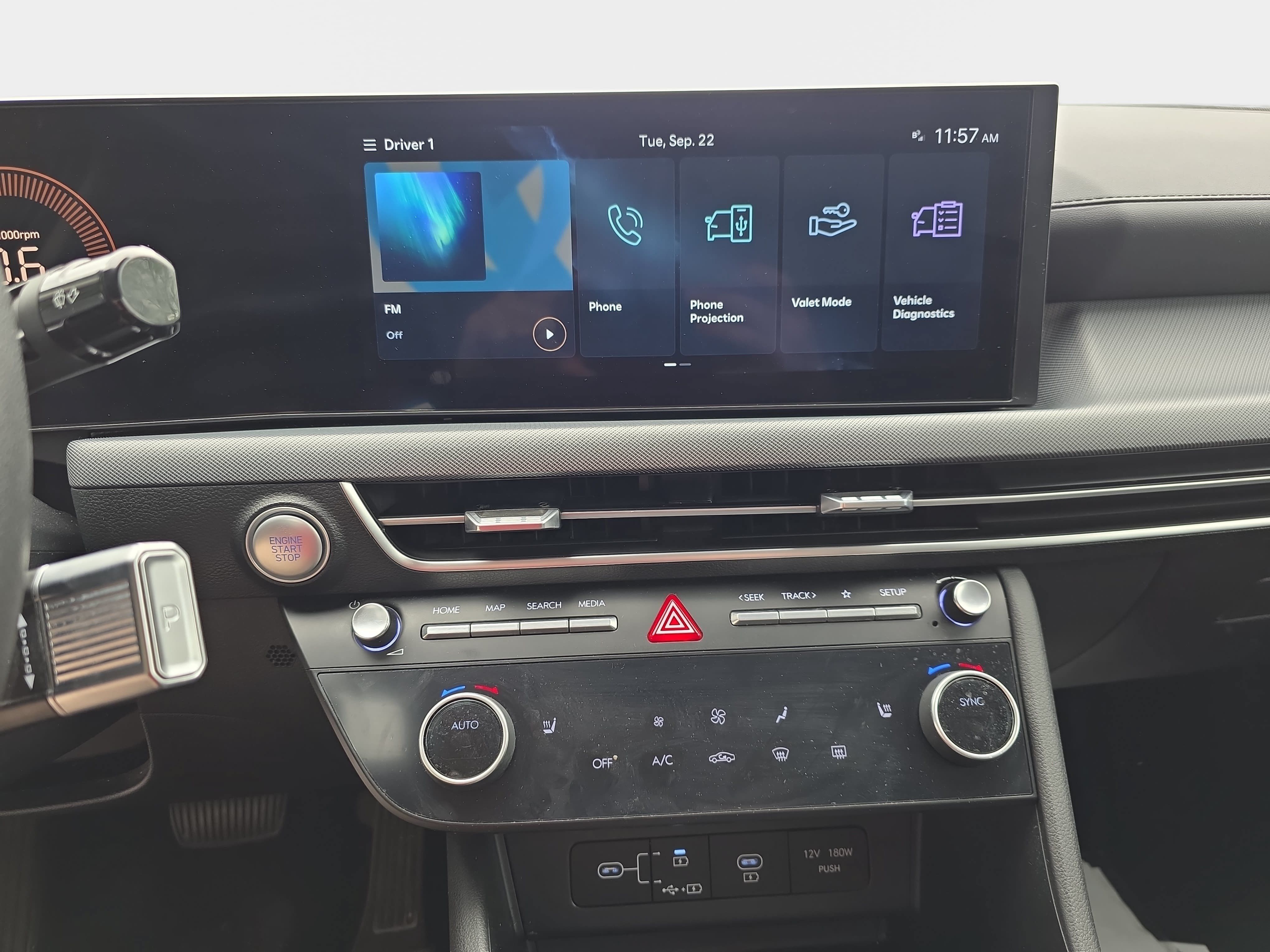 Used 2025 Hyundai Sonata SEL FWD image 6