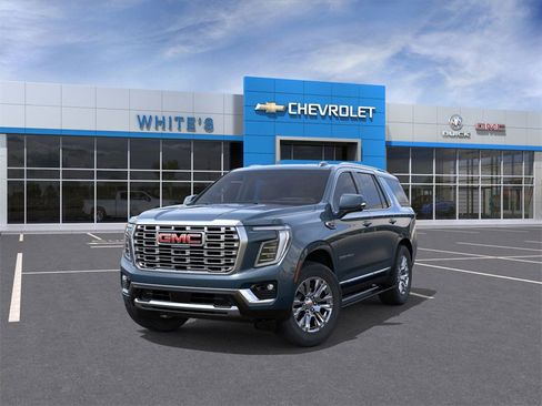 New 2026 GMC Yukon Denali w/ Sun & Power Step Package image 8