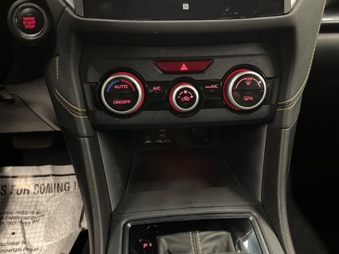 Used 2021 Subaru Crosstrek 2.5i Sport w/ Moonroof Package image 23