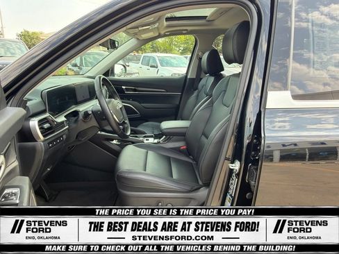 Used 2025 Kia Telluride S FWD image 15