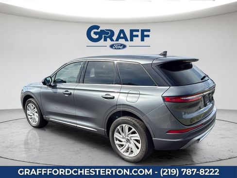 Used 2024 Lincoln Corsair AWD image 4