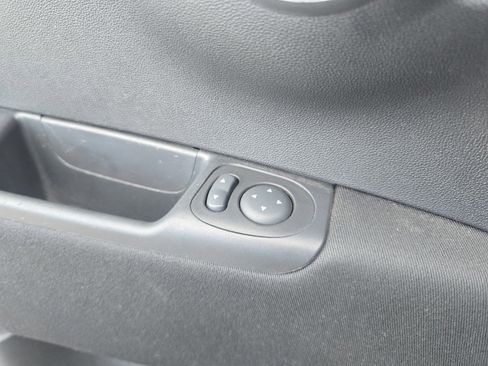 Used 2015 FIAT 500 Pop image 23