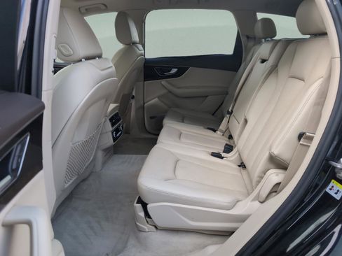 Used 2017 Audi Q7 3.0T Prestige image 17