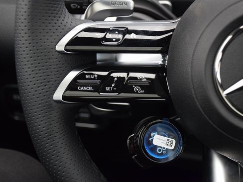 New 2026 Mercedes-Benz GLB 35 AMG 4MATIC image 22