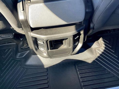 Used 2022 RAM 1500 Big Horn w/ Level 1 Safety Group image 34