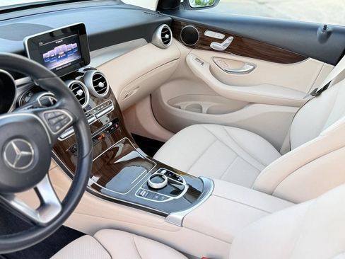 Used 2017 Mercedes-Benz GLC 300 image 12
