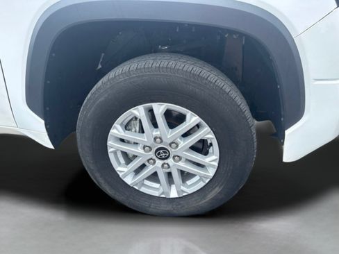 Used 2024 Toyota Tundra SR5 AWD/4WD image 33