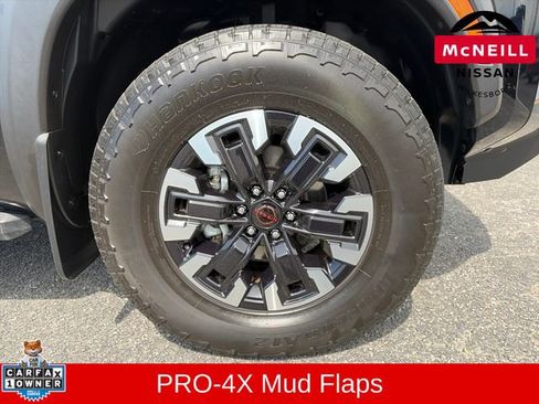 Used 2023 Nissan Frontier PRO-4X w/ Pro Convenience Package AWD/4WD image 11