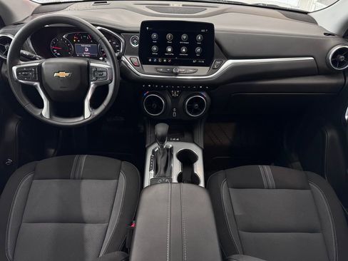 Certified 2024 Chevrolet Blazer LT w/ Convenience Package image 10