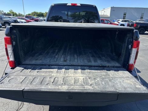 Used 2017 Ford F350 Platinum w/ Platinum Ultimate Package AWD/4WD image 10