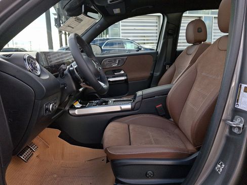 New 2025 Mercedes-Benz GLB 35 AMG 4MATIC image 13