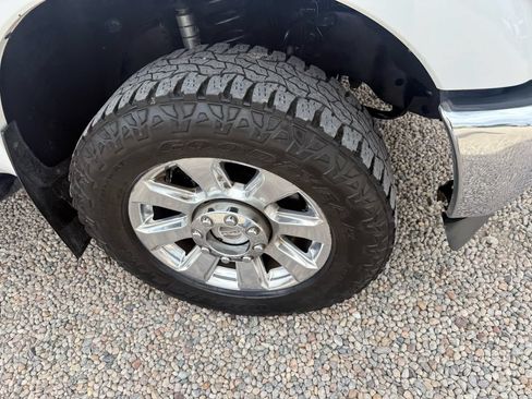 Used 2014 Ford F250 XLT w/ FX4 Off-Road Package AWD/4WD image 33