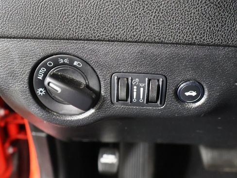 Used 2023 Dodge Charger SXT image 29