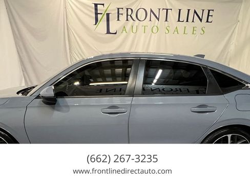 Used 2022 Honda Civic Touring image 4
