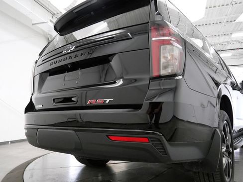 Used 2023 Chevrolet Suburban RST w/ Luxury Package AWD/4WD image 38