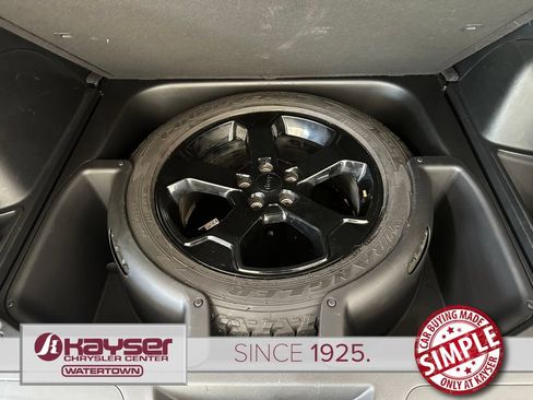 Used 2021 Jeep Grand Cherokee Freedom Edition AWD/4WD image 41