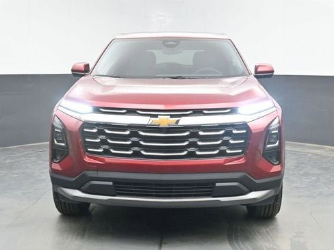 New 2026 Chevrolet Equinox LT w/ Convenience Package II AWD/4WD image 3