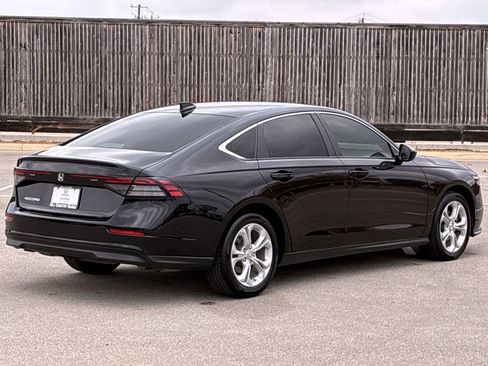 Certified 2023 Honda Accord LX image 6