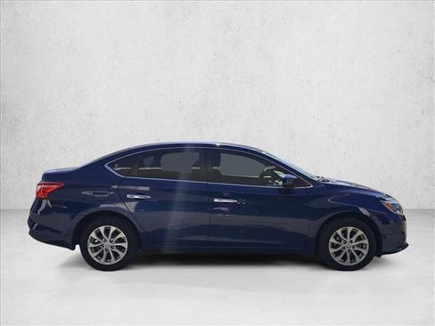 Used 2019 Nissan Sentra SV image 4