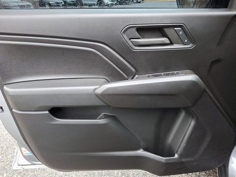 Used 2023 Chevrolet Colorado Trail Boss w/ Technology Package image 12