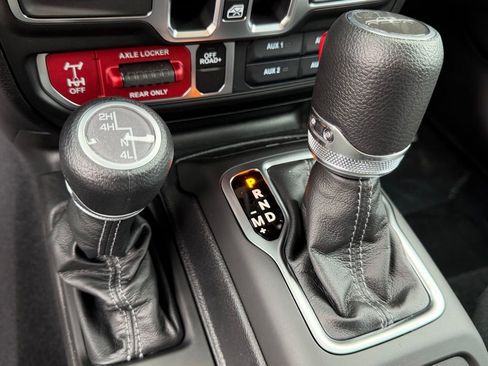New 2026 Jeep Gladiator Mojave AWD/4WD image 21