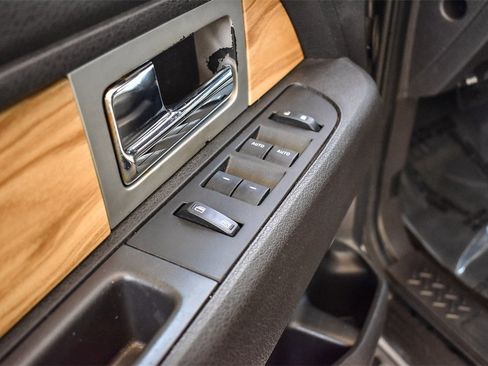 Used 2011 Ford F150 Lariat w/ Lariat Chrome Pkg image 19