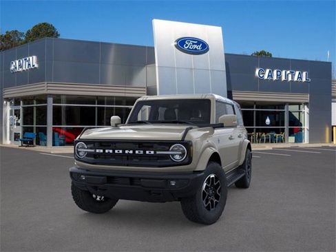 New 2025 Ford Bronco Outer Banks image 2