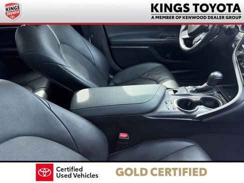 Used 2024 Toyota Camry XSE w/ Navigation Package image 8