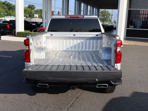 Used 2022 Chevrolet Silverado 1500 Custom Trail Boss AWD/4WD image 13