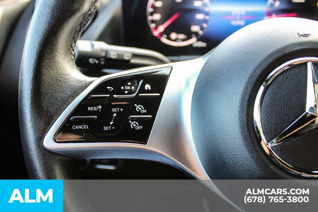 Used 2025 Mercedes-Benz GLA 250 image 24