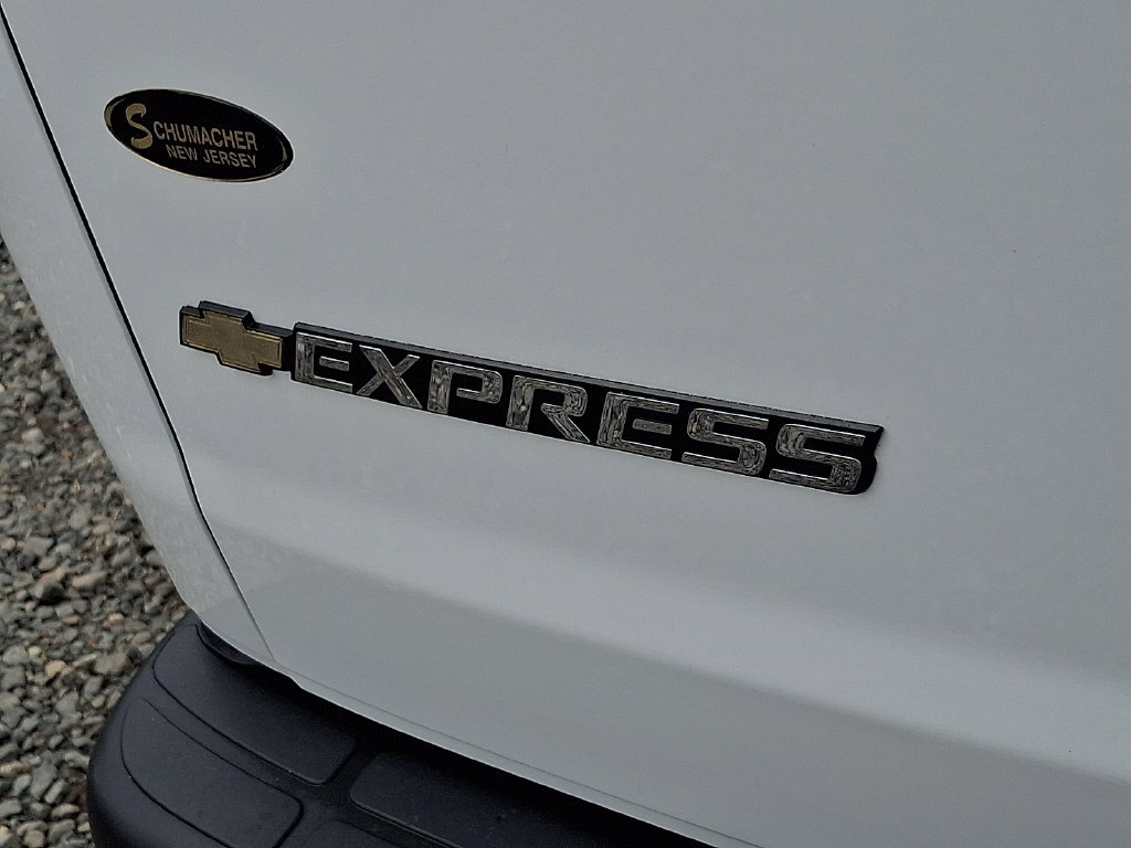 Used 2025 Chevrolet Express 2500 w/ Driver Convenience Package RWD image 30
