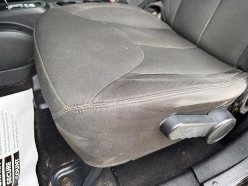 Used 2017 Jeep Wrangler Unlimited Sport w/ Quick Order Package 24S image 17