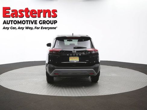 Used 2023 Nissan Rogue S AWD/4WD image 36