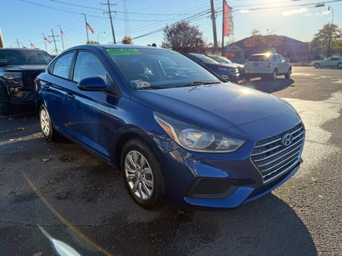 Used 2019 Hyundai Accent SE image 9