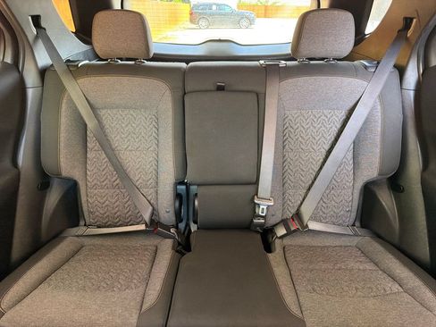 Used 2024 Chevrolet Equinox LT FWD image 28