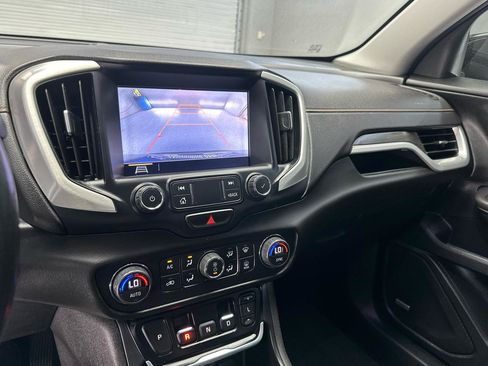 Used 2019 GMC Terrain SLT w/ Infotainment Package II FWD image 16