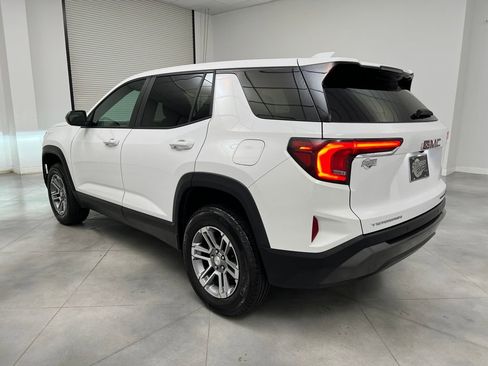 Used 2025 GMC Terrain Elevation image 5