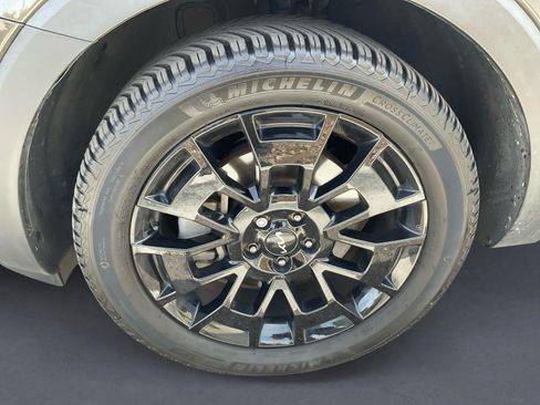 Used 2022 Kia Telluride EX w/ EX Premium Package AWD/4WD image 14