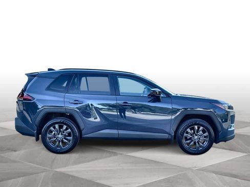 Used 2026 Toyota RAV4 XLE Premium w/ Weather Package FWD image 9