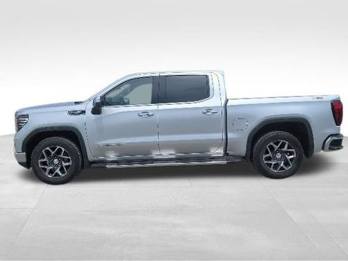 Used 2022 GMC Sierra 1500 SLT AWD/4WD image 6