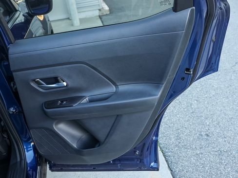 New 2026 Nissan Kicks SV image 19