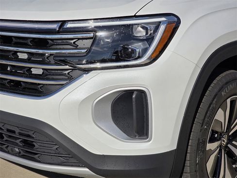 New 2026 Volkswagen Atlas SE image 6