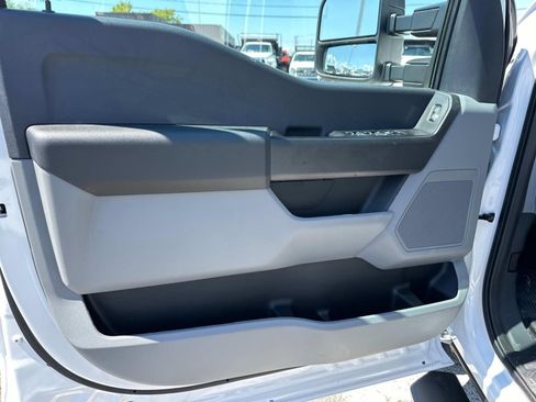 New 2024 Ford F350 XL w/ XL Chrome Package image 8