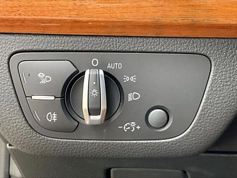 Used 2022 Audi Q5 2.0T Premium Plus image 28