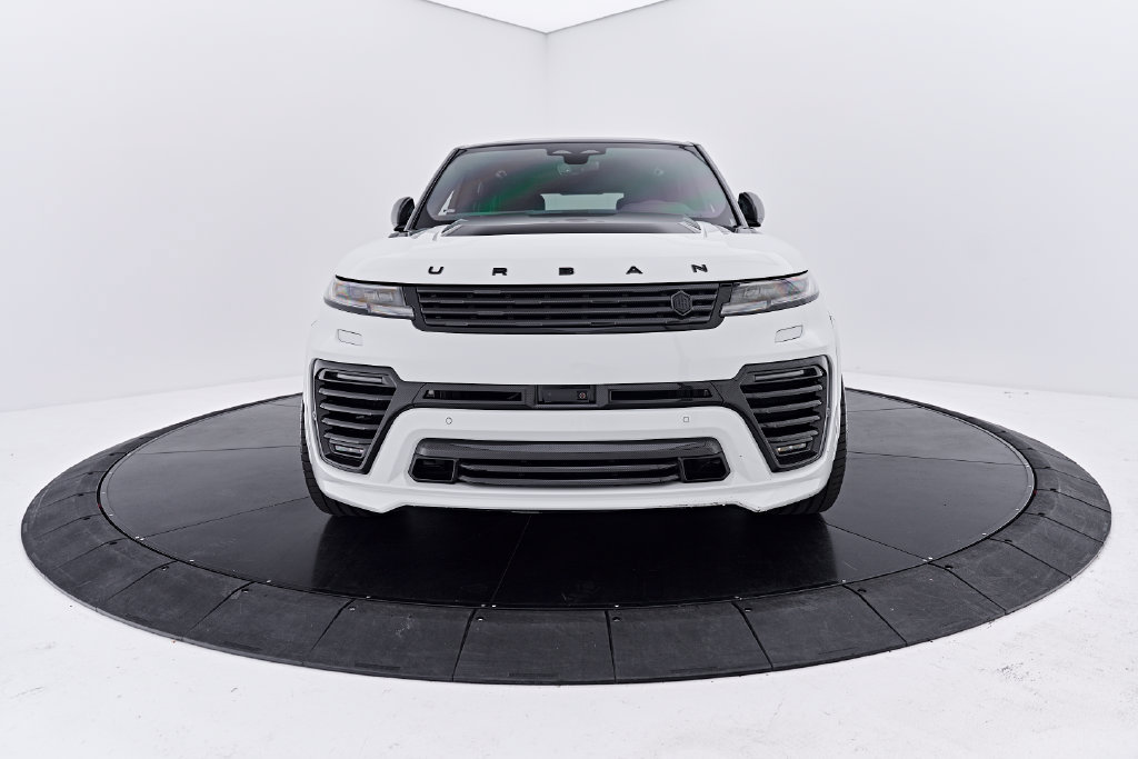Used 2025 Land Rover Range Rover Sport SE AWD/4WD image 18