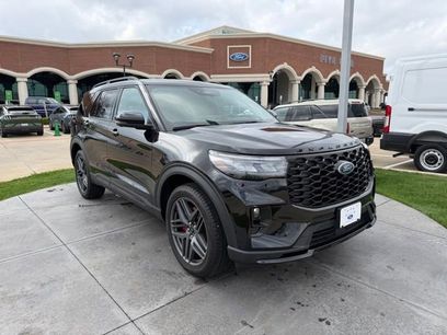Used 2025 Ford Explorer ST-Line w/ ST-Line Street Pack