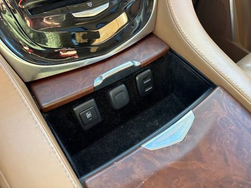 Used 2016 Cadillac Escalade Platinum image 49