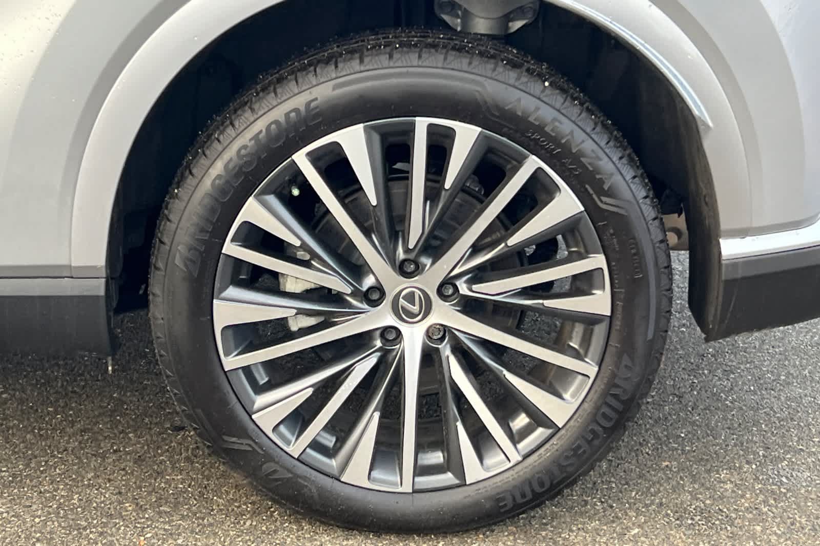 Used 2024 Lexus RX 350 Premium Plus w/ Cold Area Package FWD image 25